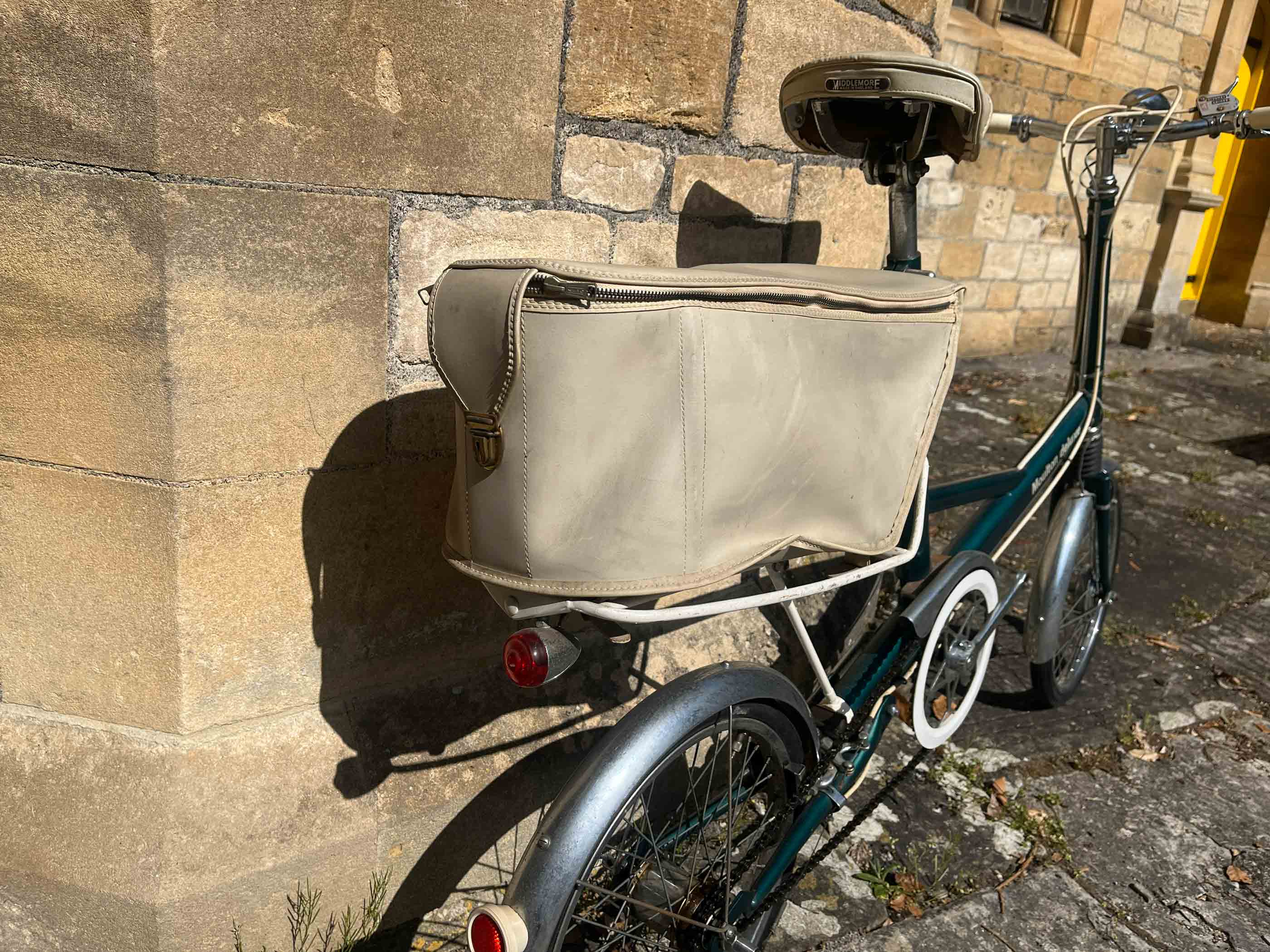 Deluxe M2