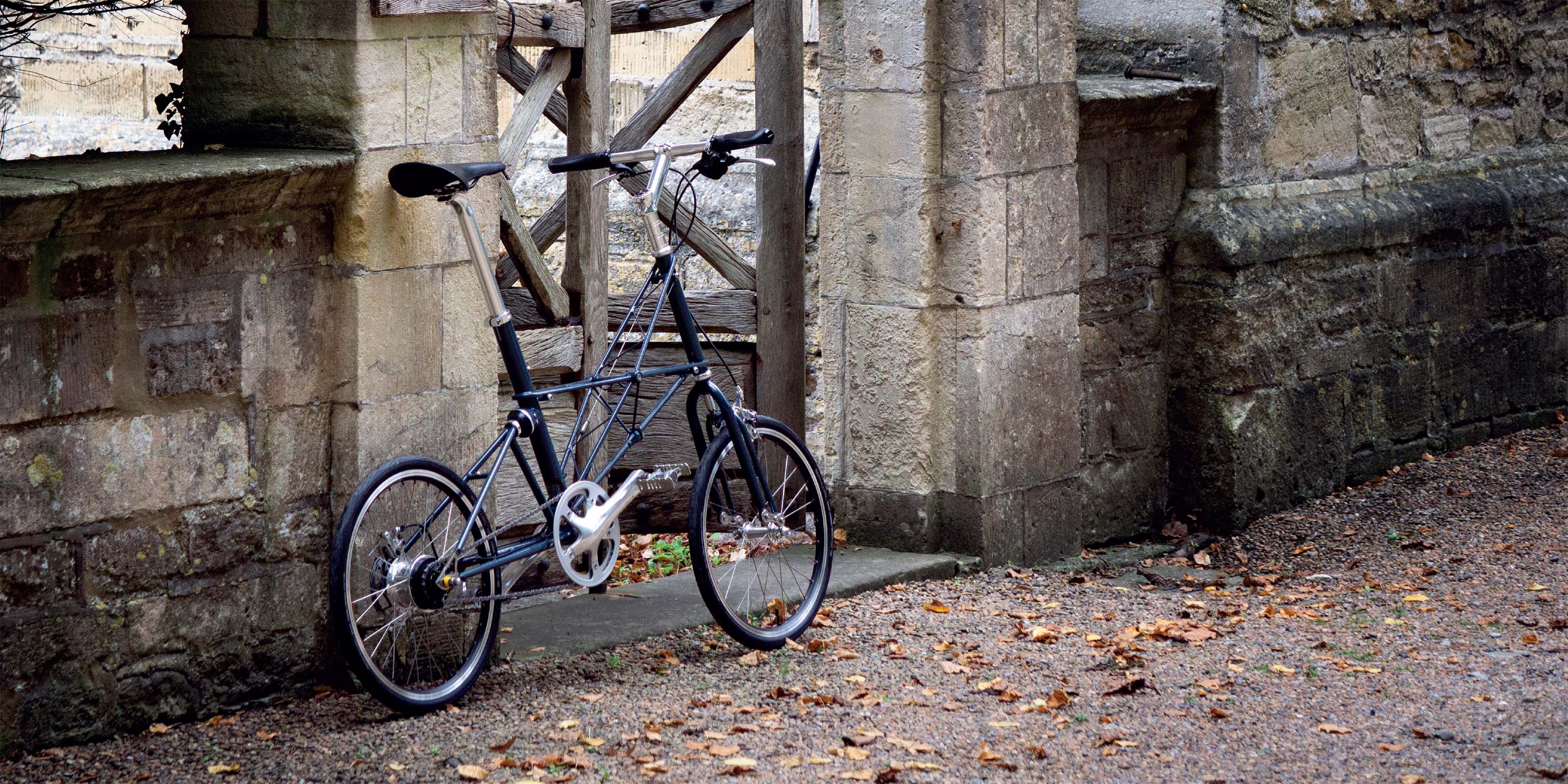 Moulton SST | A British-made City, Road or Adventure Bike.